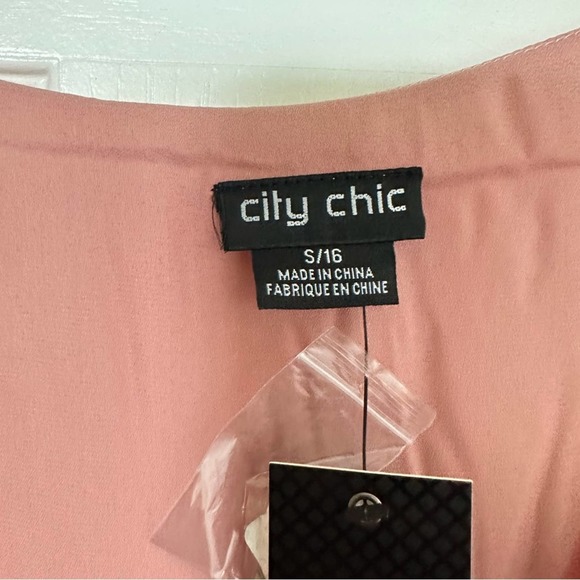 City Chic Pink Floral Print V-Neck Asymmetric Dress Size 16 NWT - Picture 6 of 7